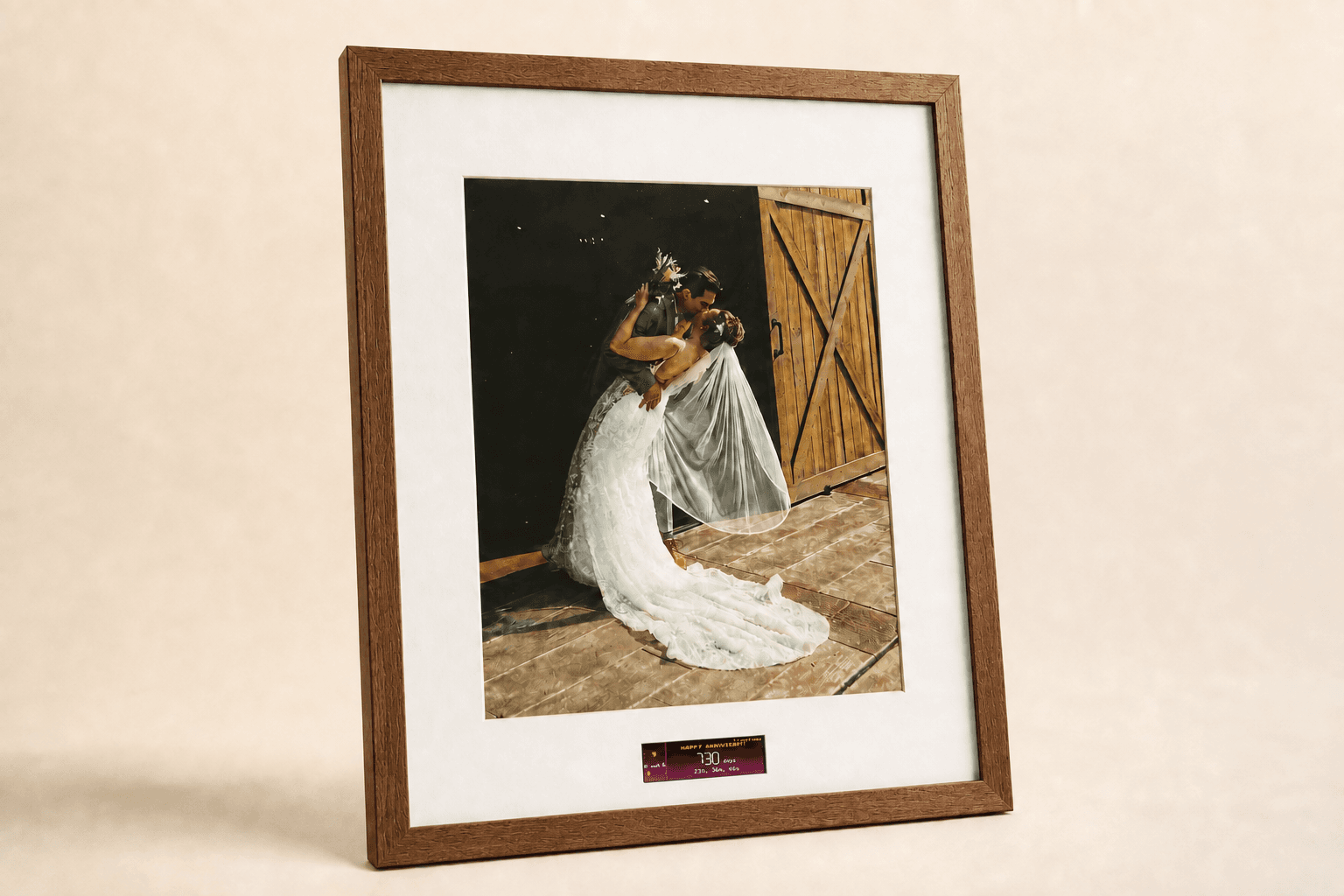 Brown frame finish