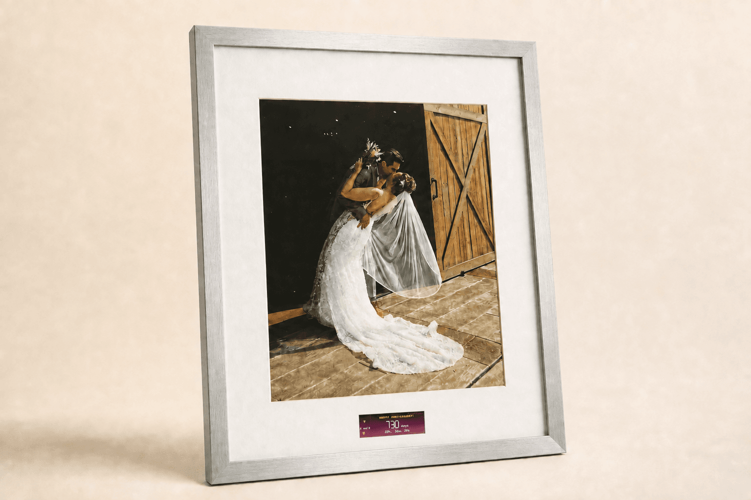 Silver frame finish